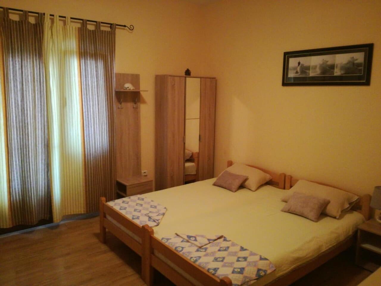 Romana 1 Tivat Exterior photo